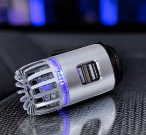 2-in-1 Car Air Purifier Charger – منقي هواء وشاحن سيارة